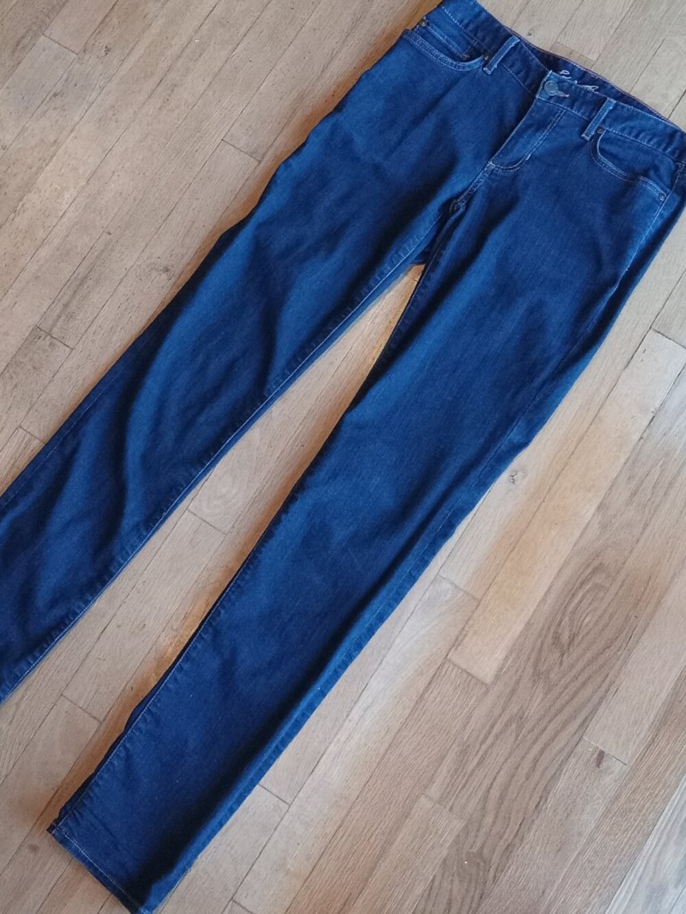 Eddie Bauer Truly Straight Dark Navy Jeans - 6L